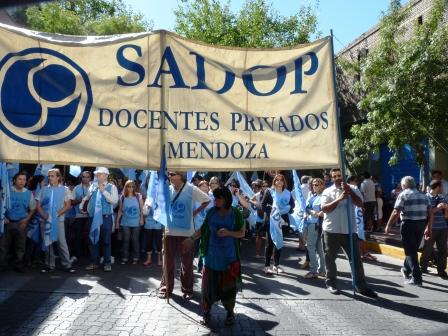 En este momento estás viendo Continúa el Plan Provincial de Lucha de SADOP Mendoza